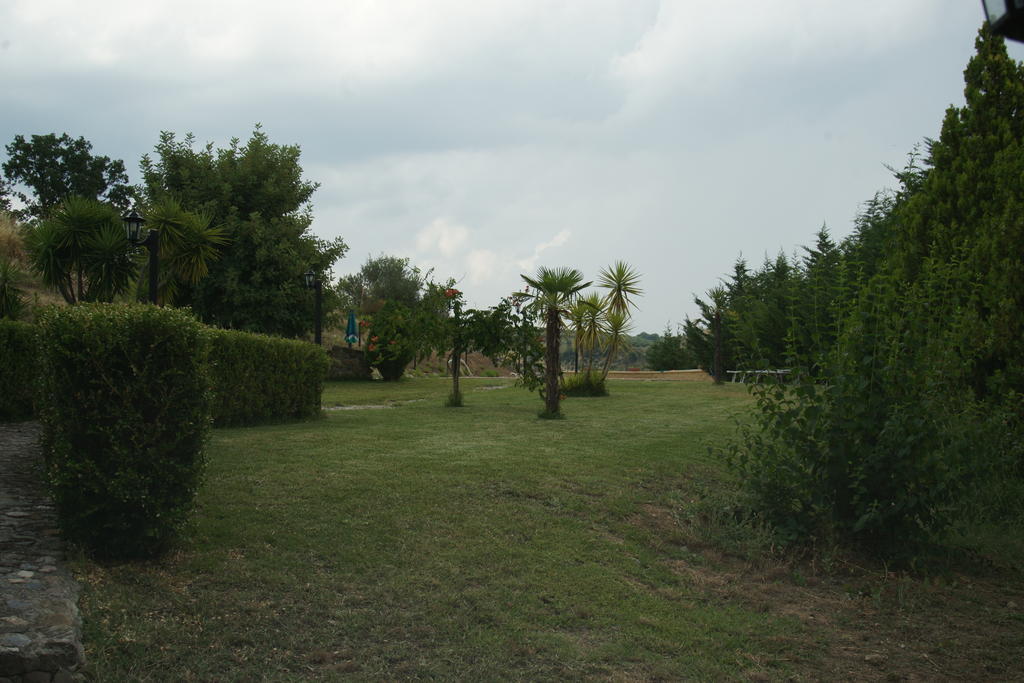 Hostal L'Anticocasale Altomonte Exterior foto